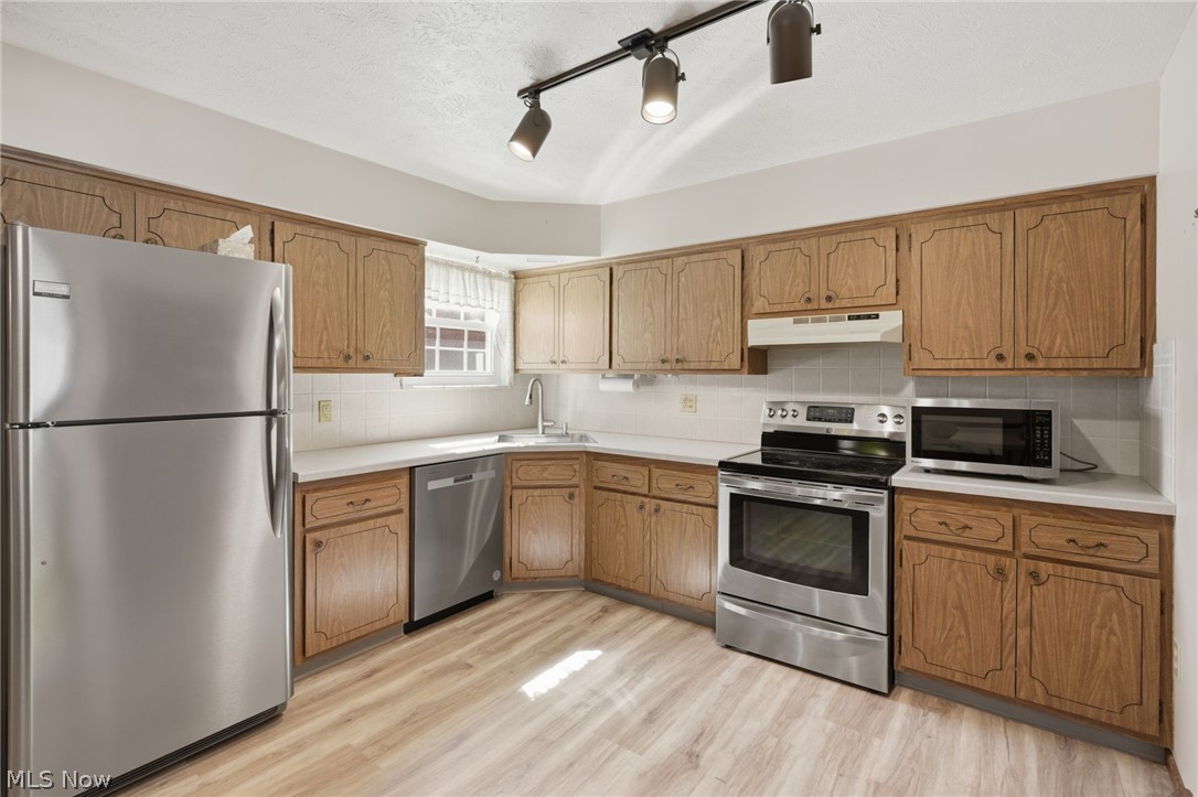 Manor House Condos - Residential