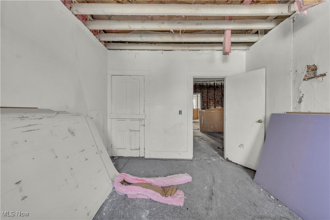 Meyer Wageman & Thomas - Commercial Sale