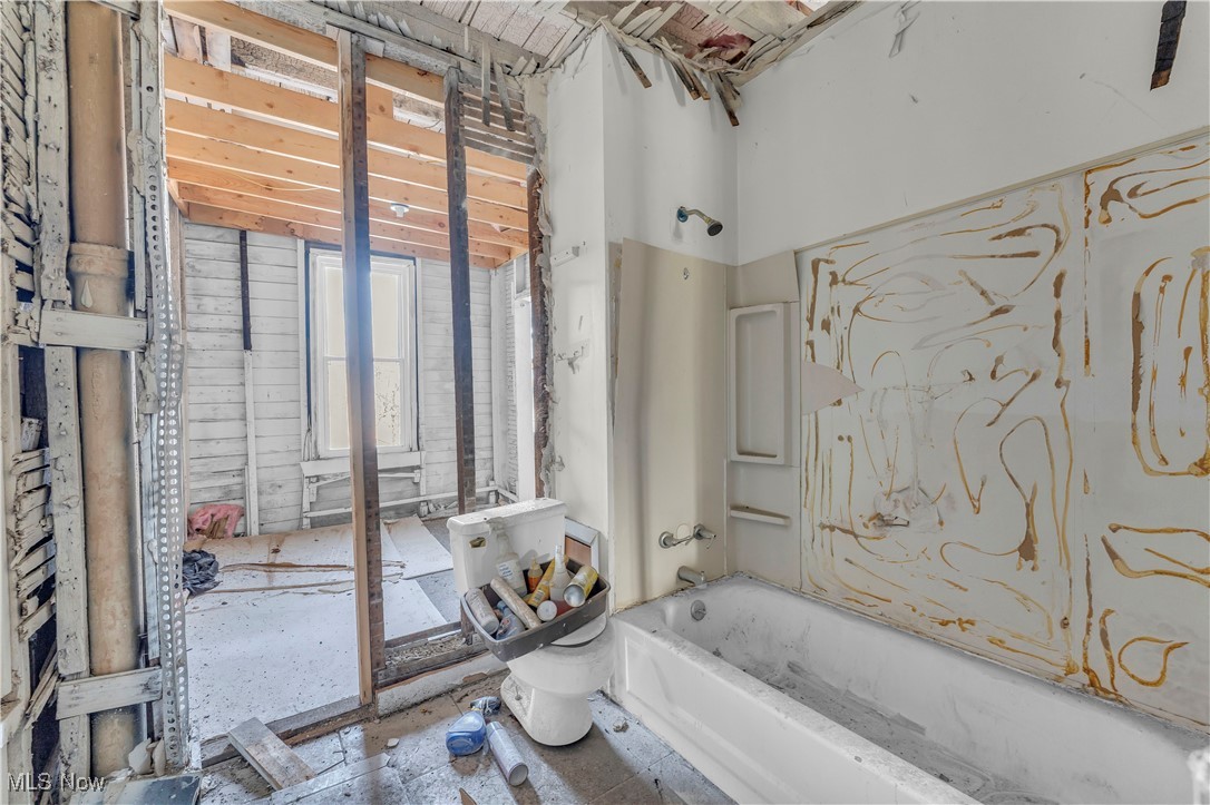 Meyer Wageman & Thomas - Commercial Sale