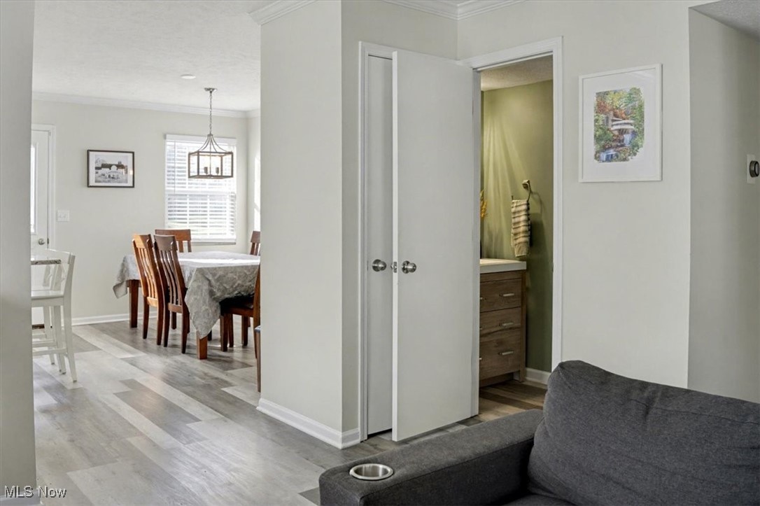 The Woods of Burlington - Residential