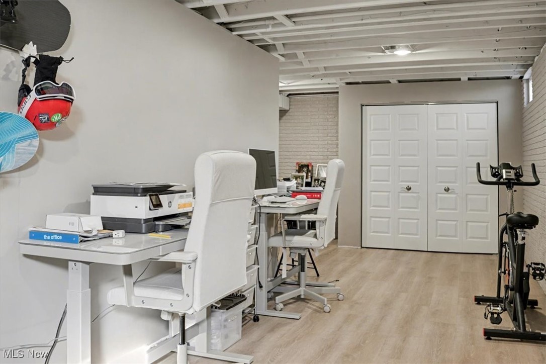 The Woods of Burlington - Residential