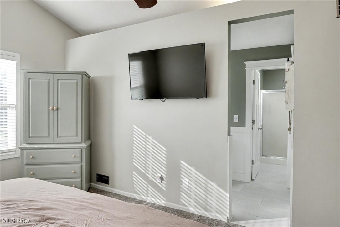 The Woods of Burlington - Residential