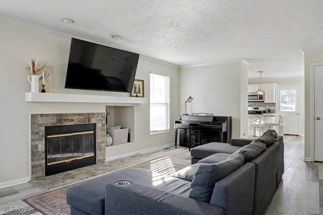 The Woods of Burlington - Residential