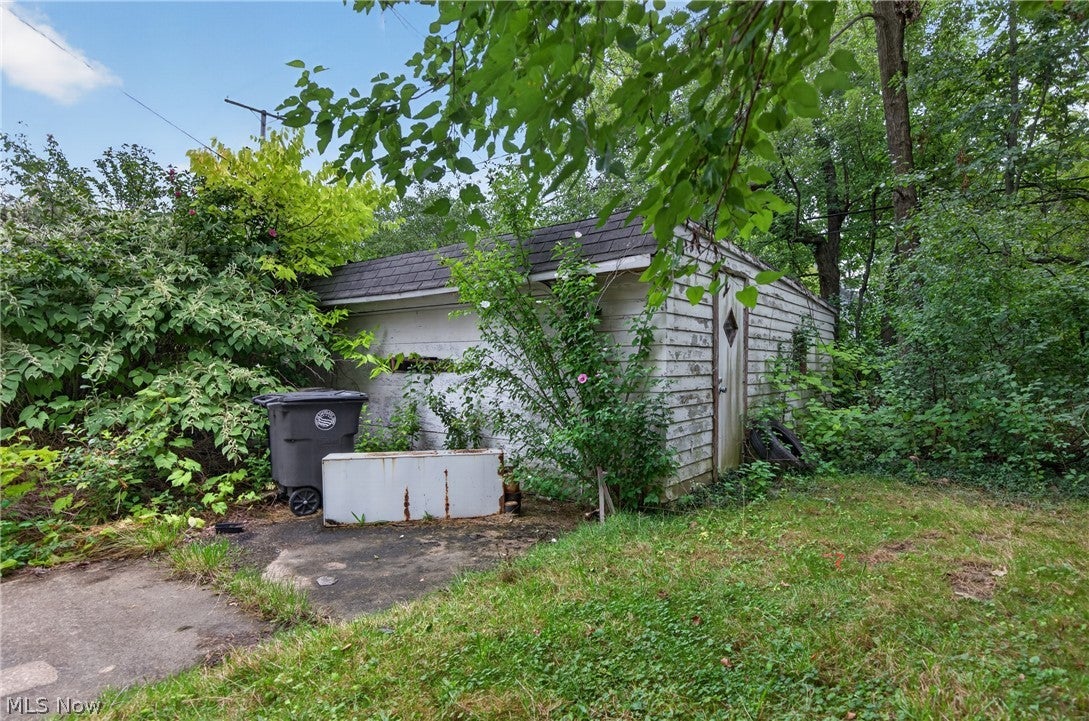 3599 E 146th Street
