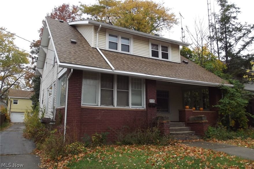 Good 2 story family home. Brick and Vinyl exterior. New roof in 2015. Spacious living room with fireplace. Attractive kitchen with breakfast bar and eating area. Formal dining room. Nice sized rooms, 3 bedrooms, 1.5 baths. Detached double garage with very nice 1 bedroom apartment above.