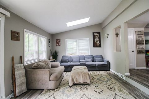 Tiny photo for 8248 Dawson Drive SE, Warren, OH 44484 (MLS # 5210705)