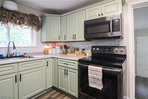 Tiny photo for 8248 Dawson Drive SE, Warren, OH 44484 (MLS # 5210705)