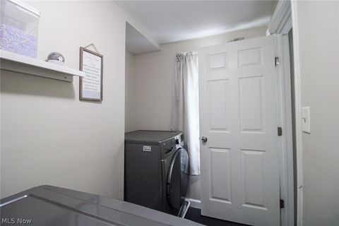 Tiny photo for 8248 Dawson Drive SE, Warren, OH 44484 (MLS # 5210705)