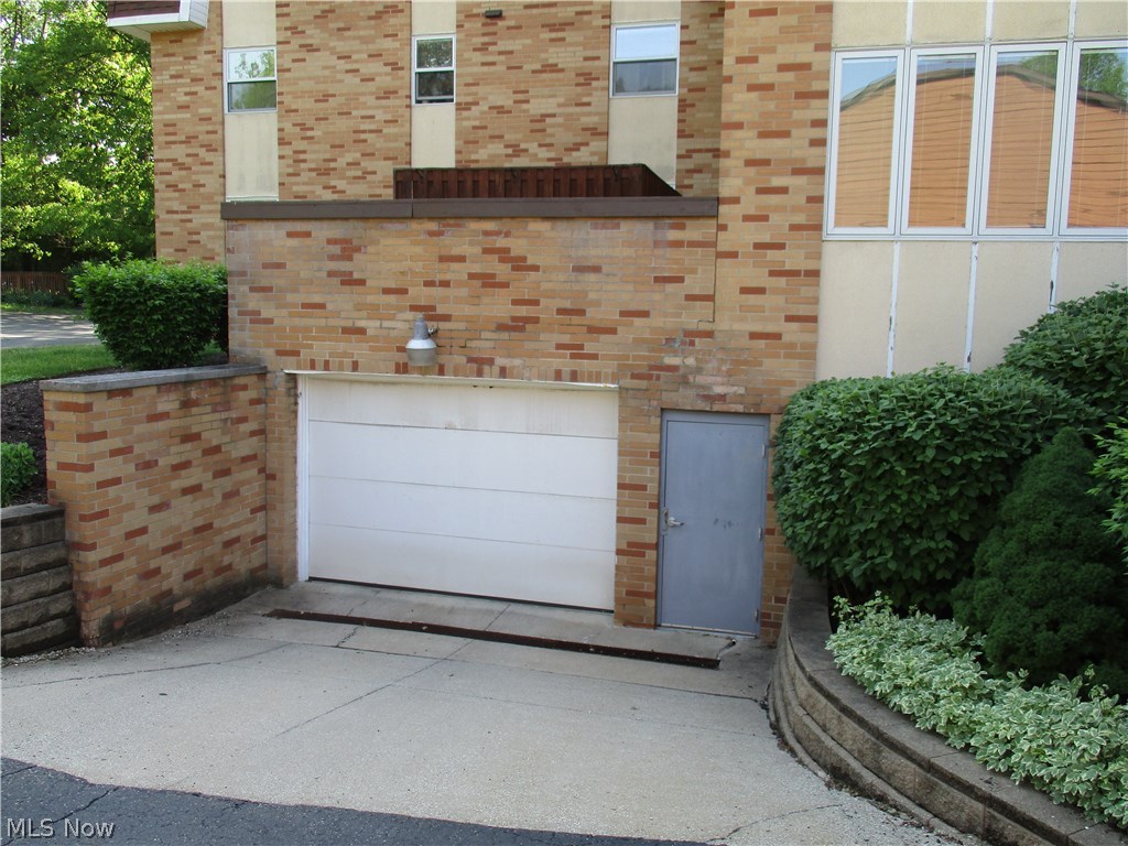 Parkway West Condo - Residential