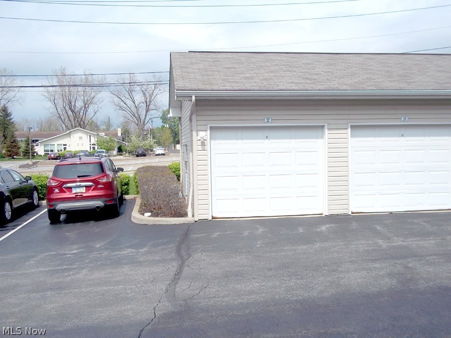 Lenox Greens Condo Ph 02 - Residential Lease