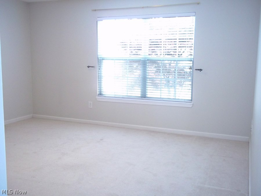 Lenox Greens Condo Ph 02 - Residential Lease