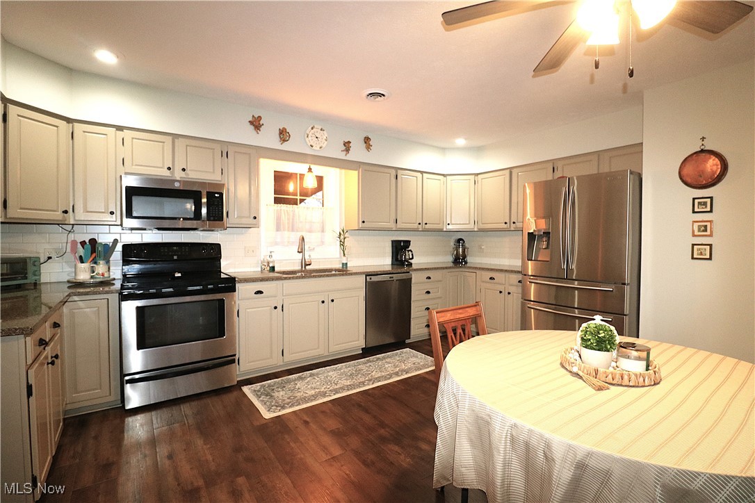 Sycamore Hills Sub Ph 1 - Residential