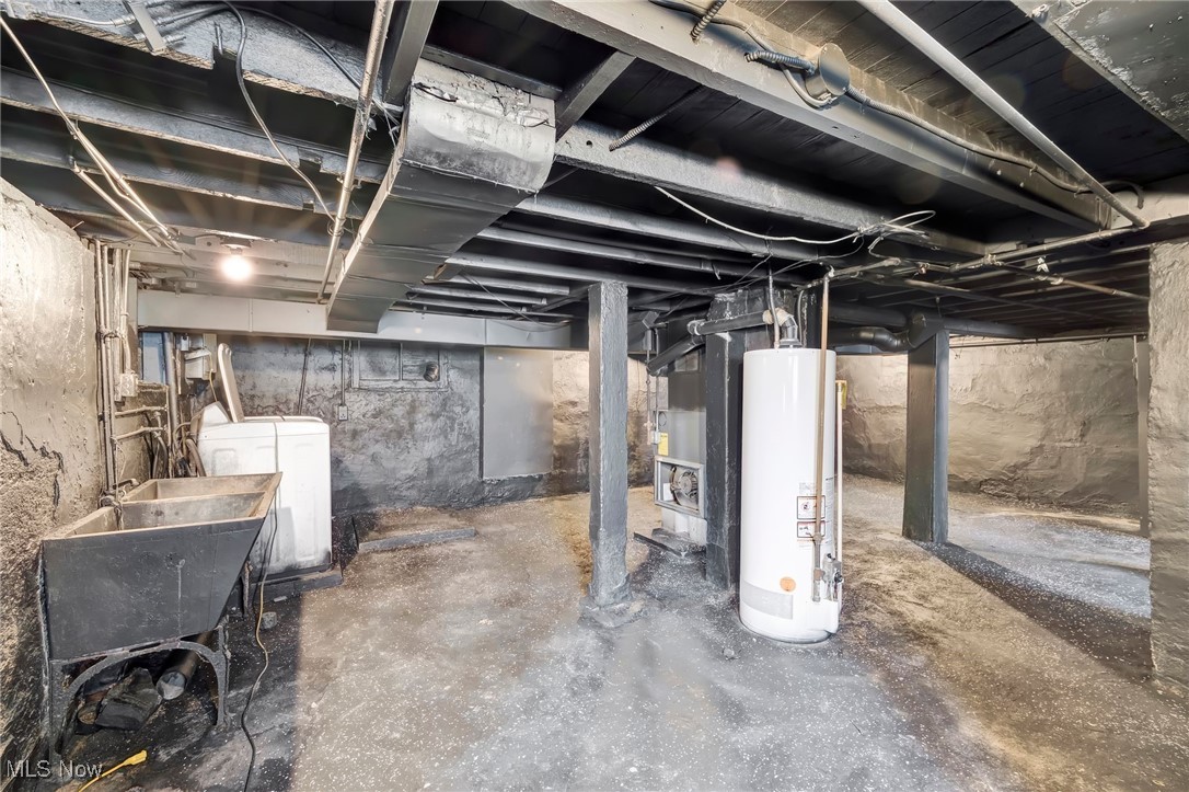 3855 W 42nd Street, Cleveland, Ohio image 12