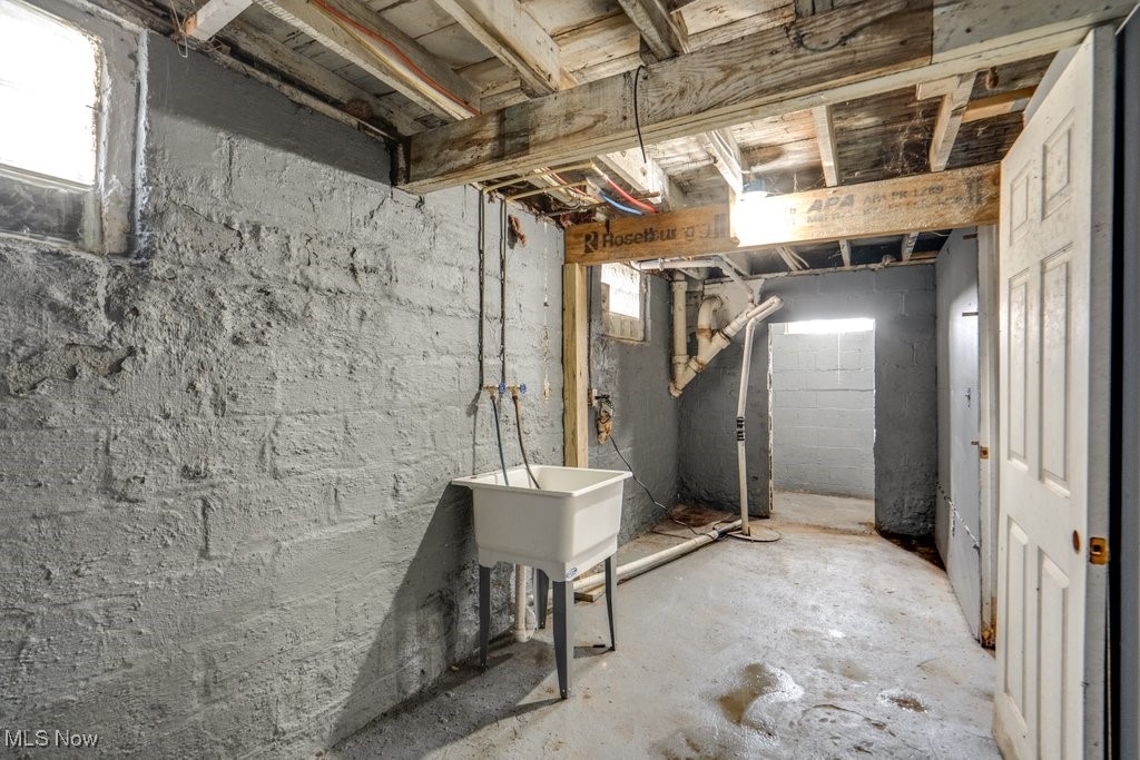 Jm & M Wylies Land - Residential Lease