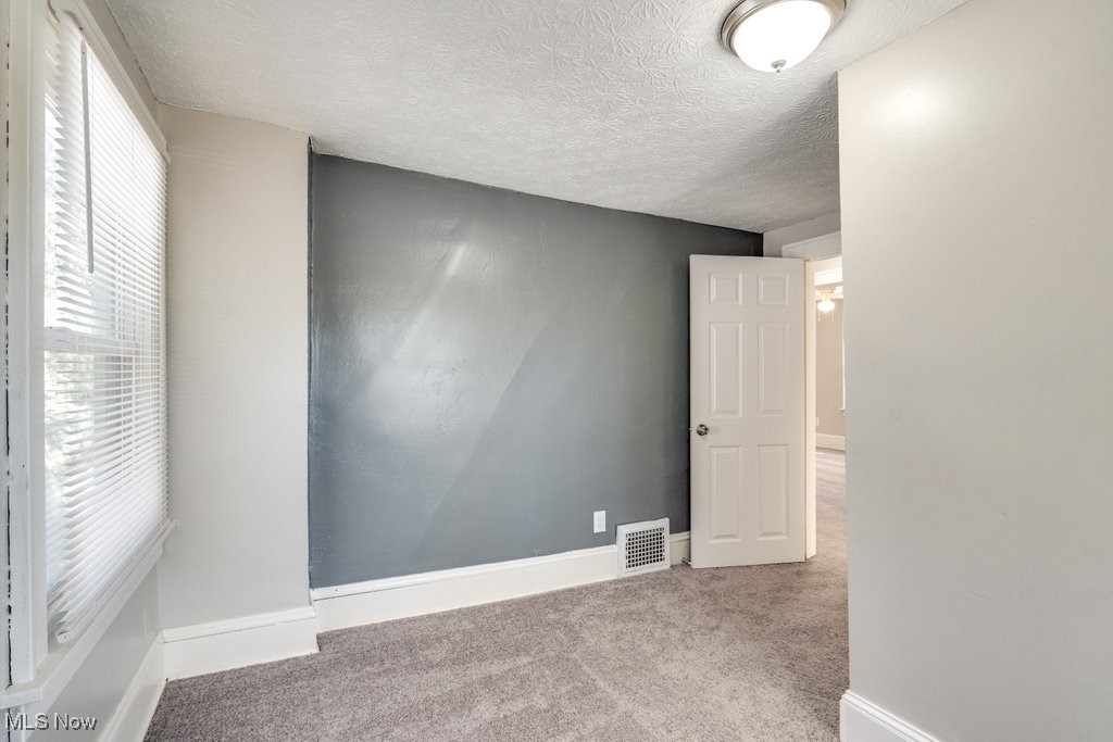 Jm & M Wylies Land - Residential Lease