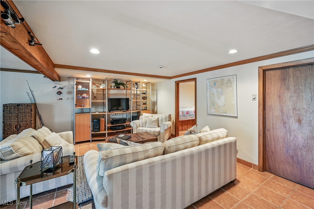 47335 Tomahawk Drive, Negley, Ohio image 32