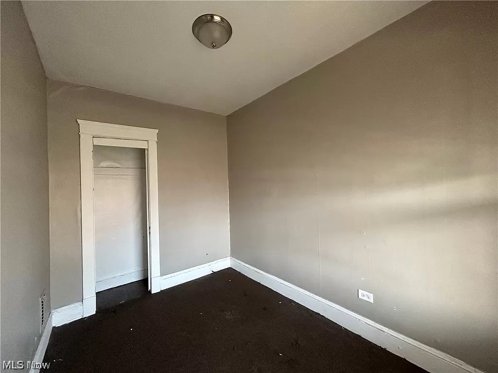 Saint Clair Land - Residential Income