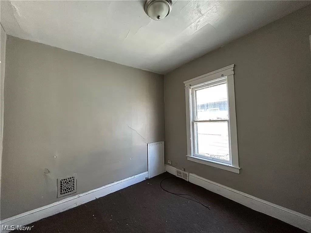 Saint Clair Land - Residential Income