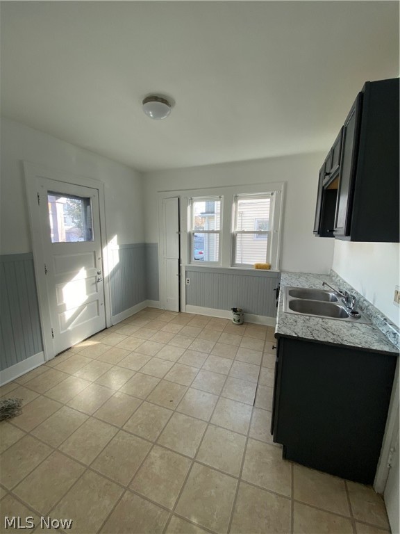 Lorain Heights 02 - Residential Lease