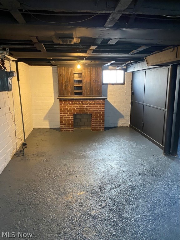 Lorain Heights 02 - Residential Lease