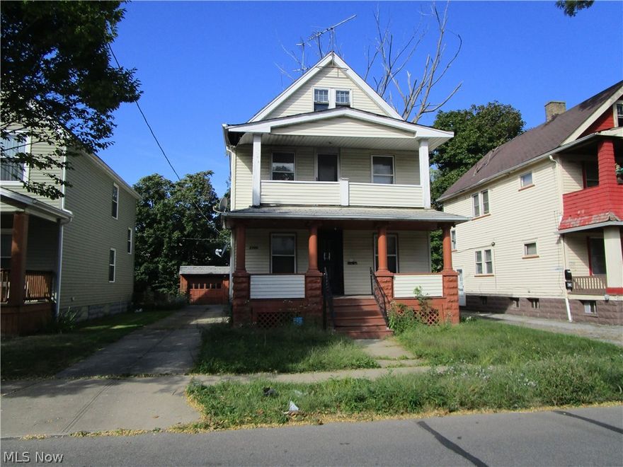 Investors Dream located near Shaker and Van Aken Blvd! Spacious and lots of potential. Needs work with the potential to make tons of money!