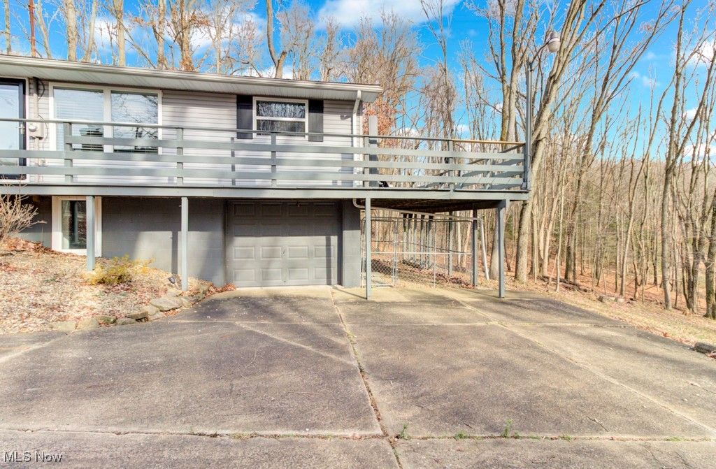 Photo of 29 Manito Trail, Malvern, OH 44644 (MLS # 5175158)