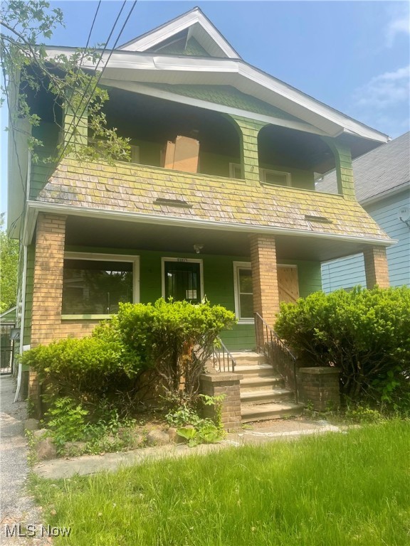 This spacious duplex in the highly sought-after Collingwood neighborhood of Cleveland offers incredible potential for the right investor! The property is currently priced well below market value and presents an excellent opportunity for both rehab and rental income. The home features two units, each with 2 bedrooms and a full bathroom, and a finished third floor with 2 additional bedrooms and a full bathroom, offering ample space for tenants or future buyers. Brand new windows, newer roof, new plumbing, Property has been demo'd awaiting the right investor.
Located just a short distance from downtown Cleveland, with easy access to public transportation (bus line) and nearby freeways, this property is well-positioned for rental demand. The Collingwood neighborhood is a prime spot for investors seeking a solid return on investment. The area's comps are averaging between $150,000 and $160,000, offering a promising potential after renovation.