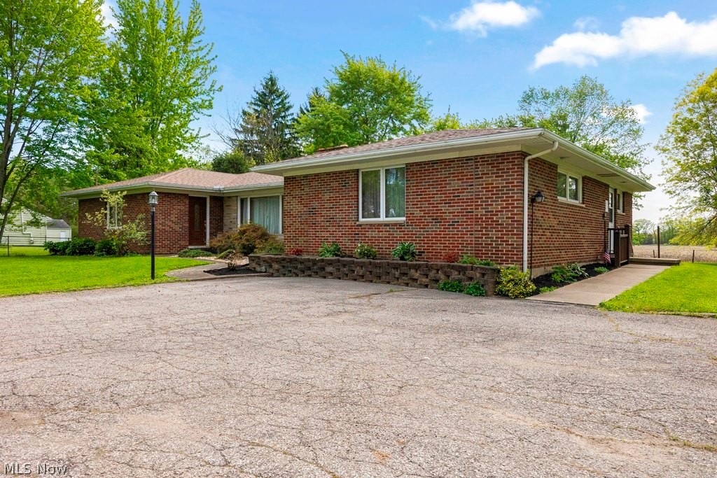 13720 Durkee Road