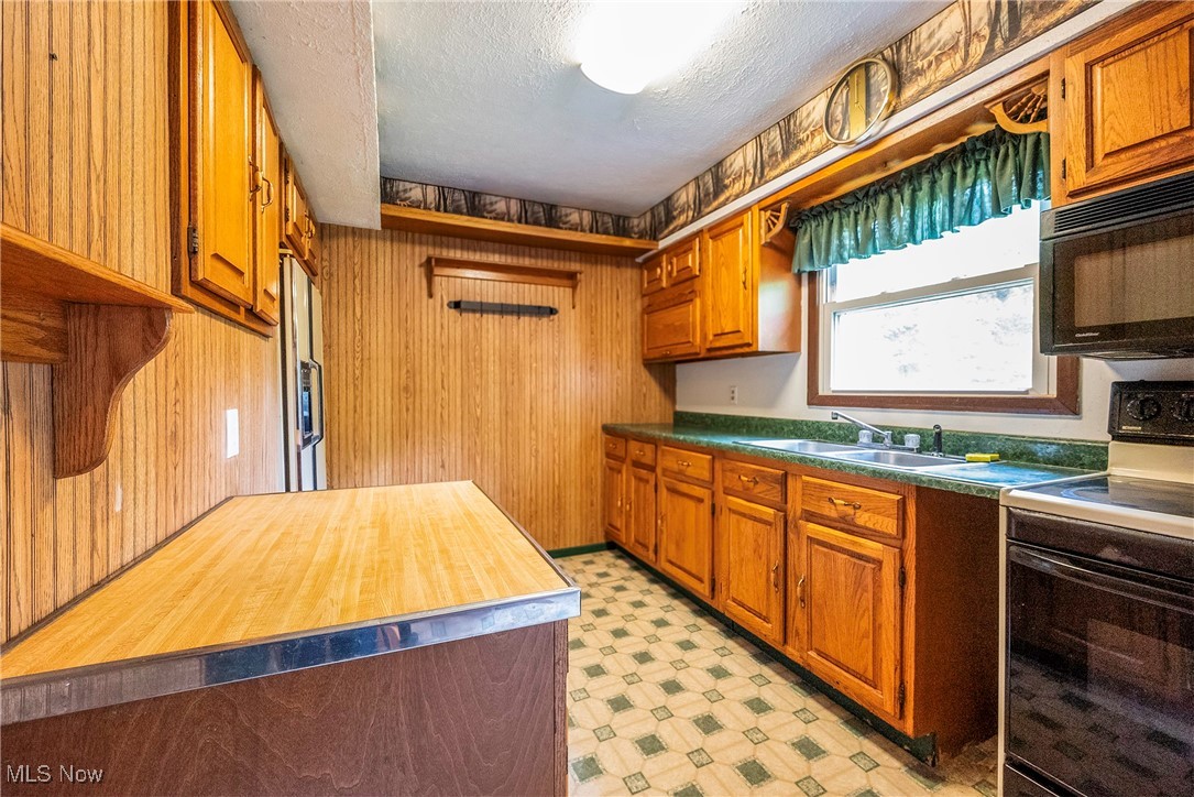 7544 Stoddard Hayes Road, Farmdale, Ohio image 4