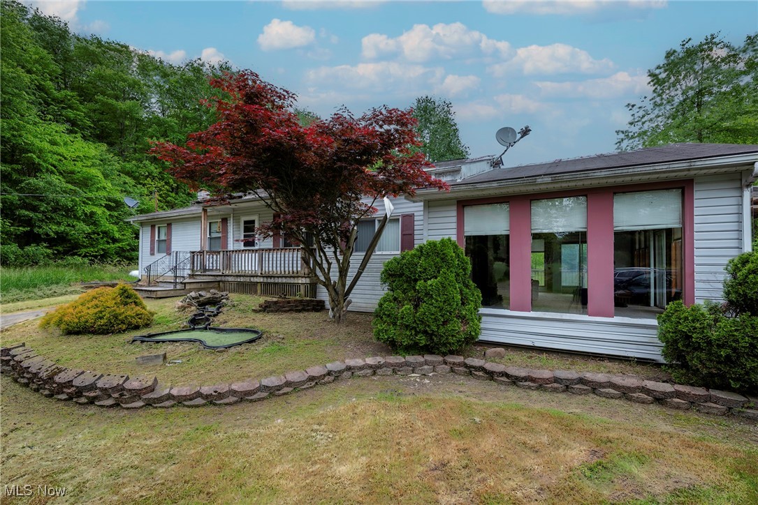 7544 Stoddard Hayes Road, Farmdale, Ohio image 1