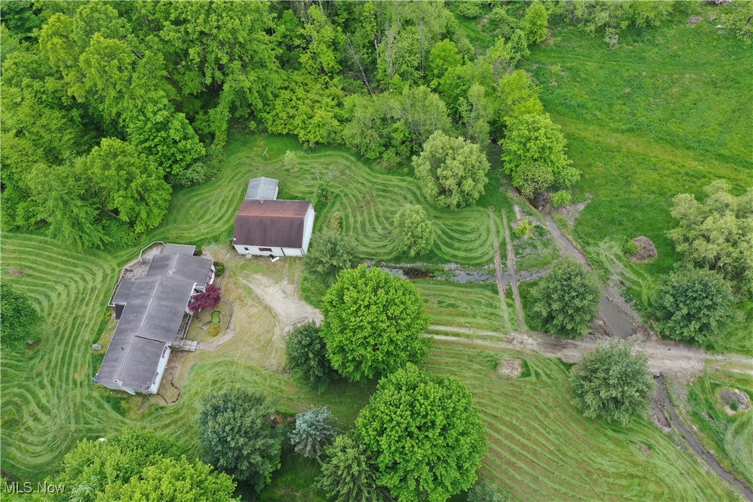 7544 Stoddard Hayes Road, Farmdale, Ohio image 2