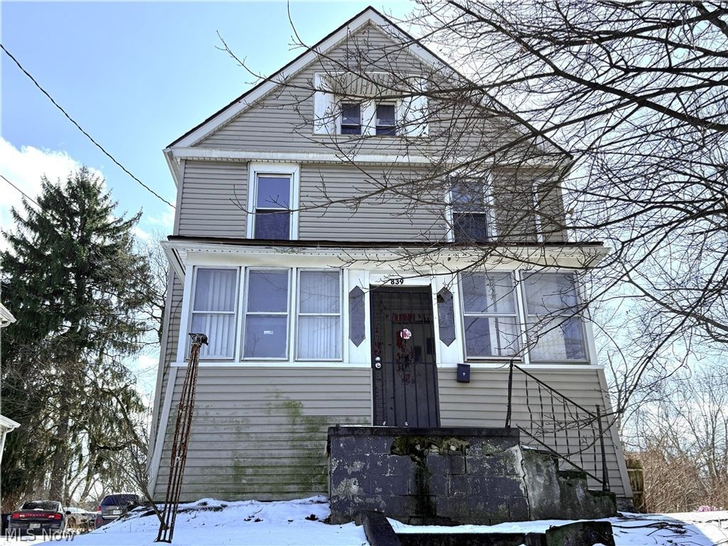 Photo of 839 Kenyon Street, Akron, OH 44311 (MLS # 5189109)