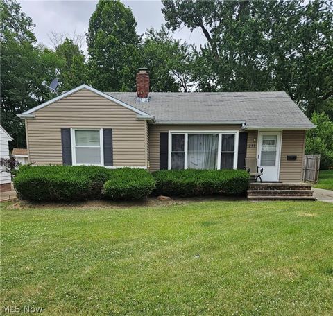 Single Family Residence in Bedford OH 259 Talbot Drive.jpg