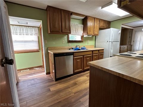 Tiny photo for 609 Fairground Street, Caldwell, OH 43724 (MLS # 5201854)