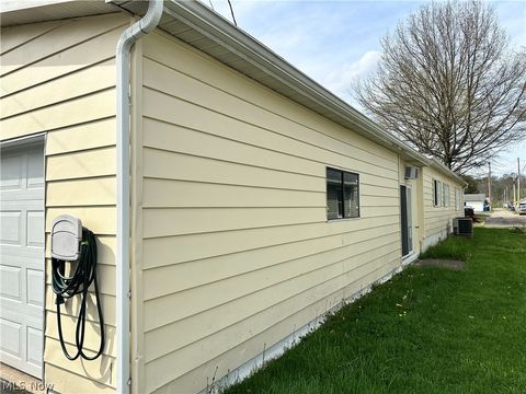Tiny photo for 609 Fairground Street, Caldwell, OH 43724 (MLS # 5201854)