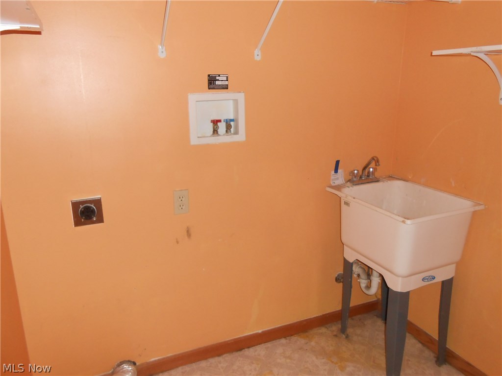 Montville Lakes - Residential