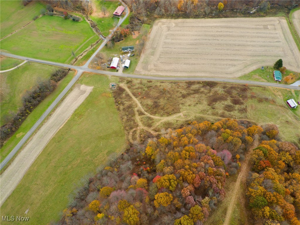 17110 Kedigh Hollow Road, Newcomerstown, Ohio image 9