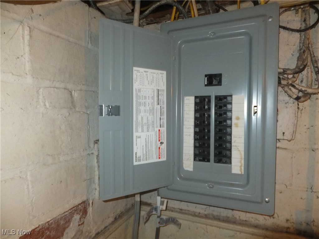 Frst Lawn - Residential