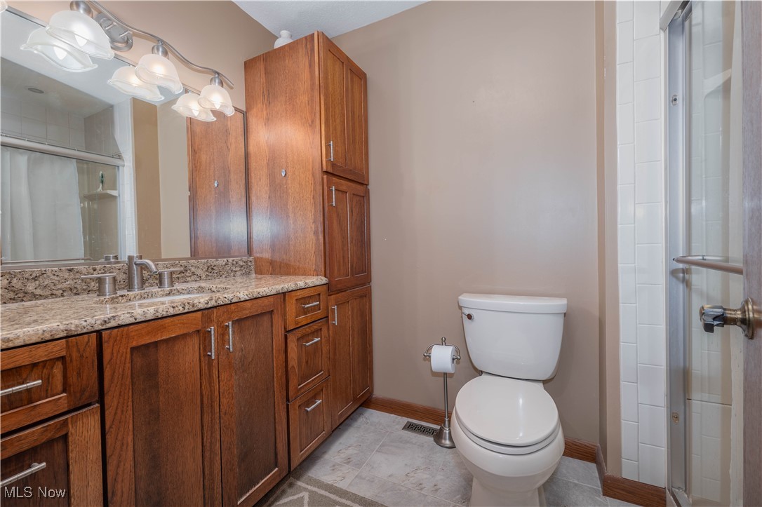 1426 Easthill Square, Canton, Ohio image 12