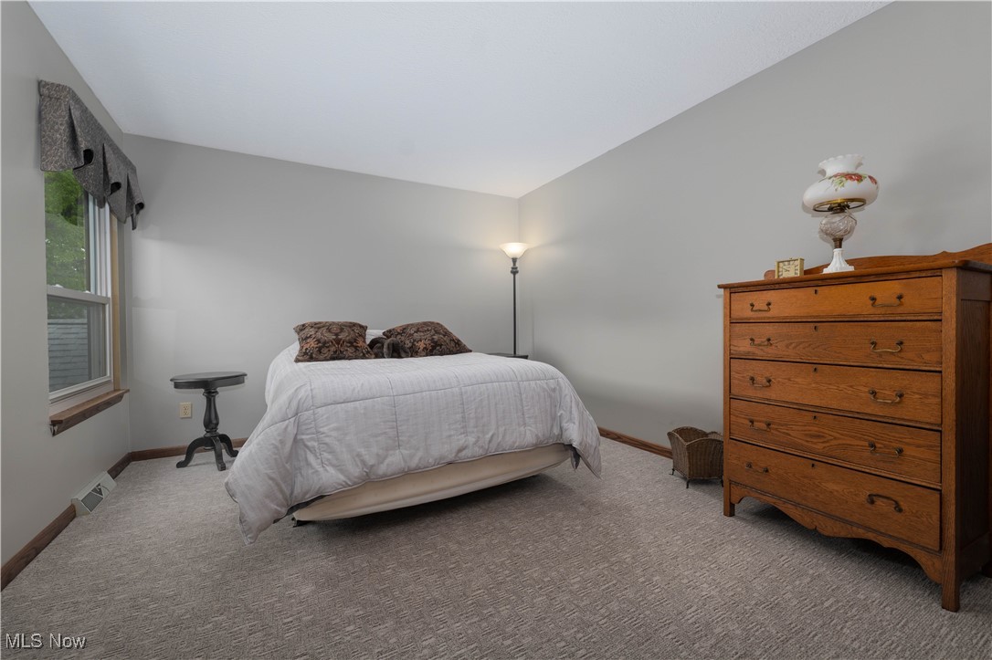 1426 Easthill Square, Canton, Ohio image 13
