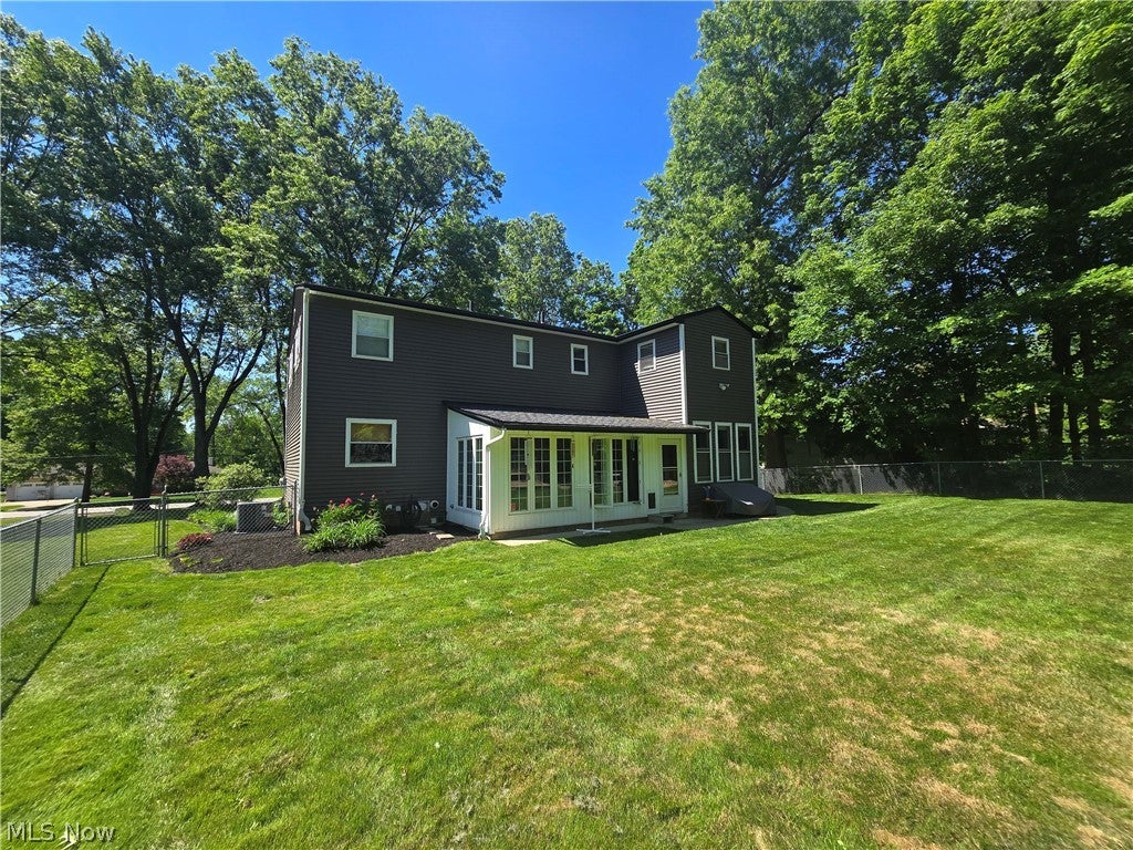 9443 Ledge Acres Drive