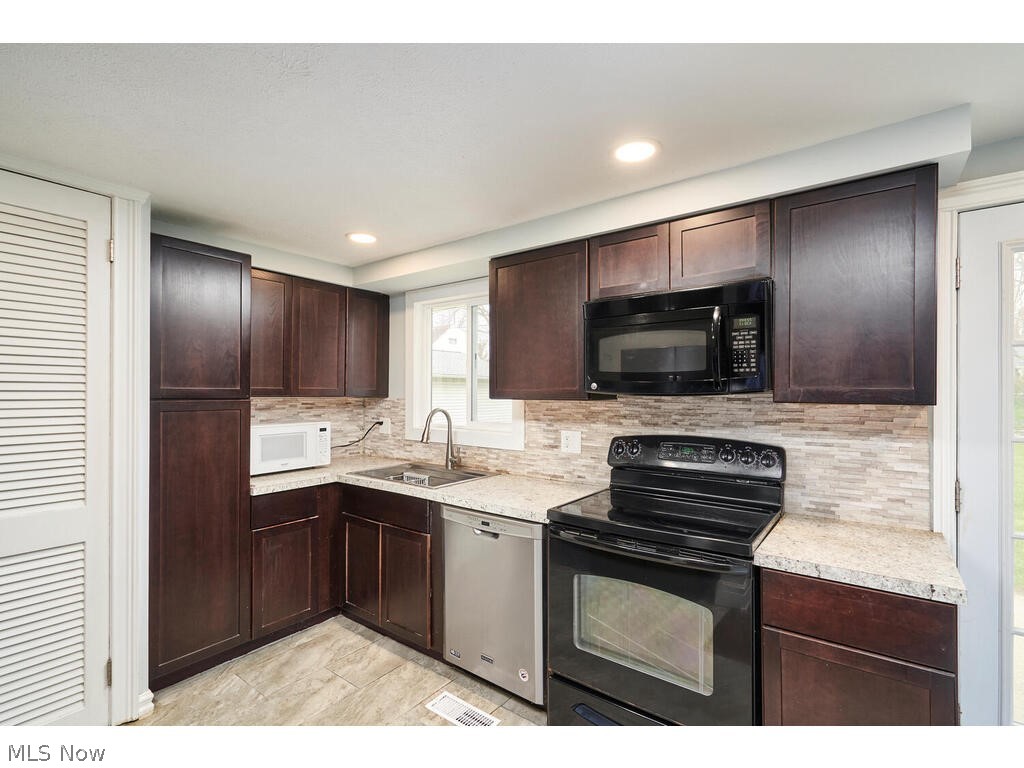 Cuya Manor Sub - Residential