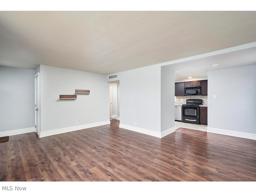 Cuya Manor Sub - Residential