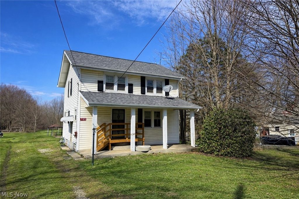 Photo of 785 Chenoweth Extension, Akron, OH 44319 (MLS # 5196951)