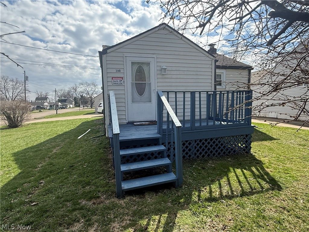 Photo of 3148 26th Street NE, Canton, OH 44705 (MLS # 5194761)