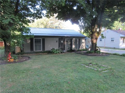 Homes For Sale - 8999 Avon Drive<br/> Linesville, PA 16424