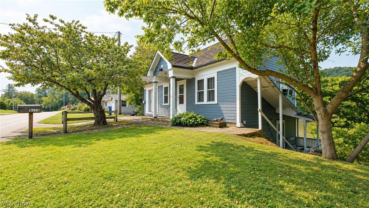 8779 N State Route 60 NW