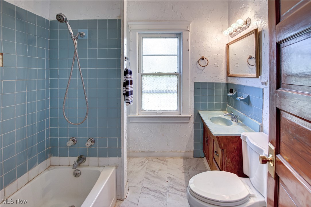 C E Boltons Add 02 - Residential