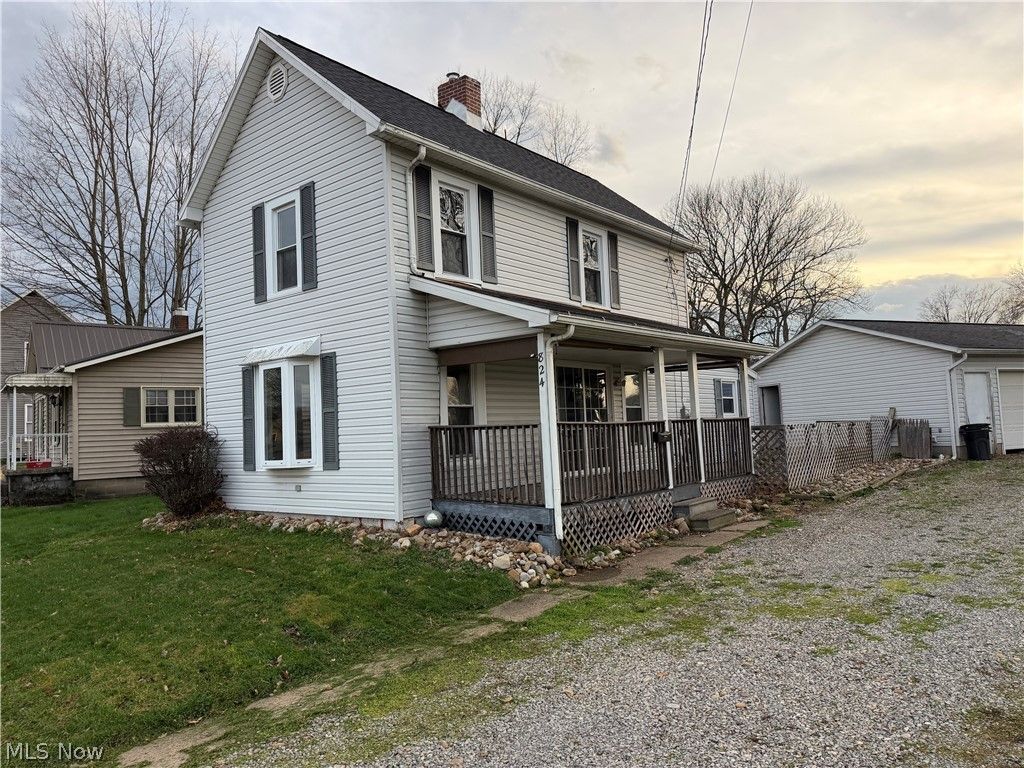 Photo of 824 Goshen Avenue SE, New Philadelphia, OH 44663 (MLS # 5199115)