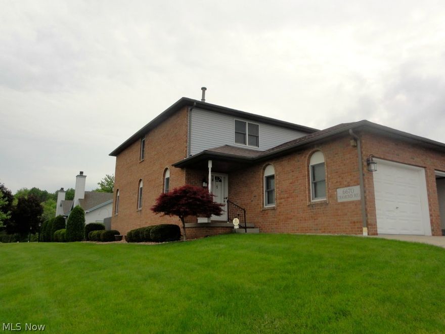 Spacious well maintained end unit condo.  This unit offers an open floor plan on the main floor great for entertaining with direct access from attached garage.  The lower level is finished and also offers a full bath.  The second floor offers 2 bedrooms and a large bath with separate shower and green tub.  Call today to view this beautiful home.